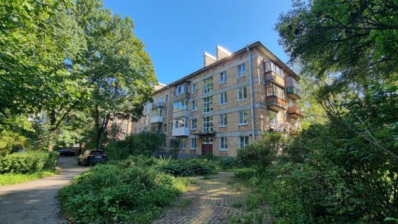 Продажа 2-комнатной квартиры 42,2 м², 1/4 этаж