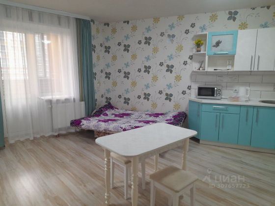 Аренда квартиры-студии 40 м², 7/18 этаж