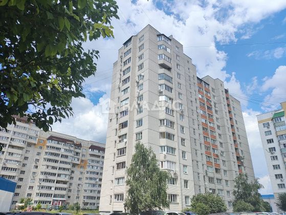 Продажа 2-комнатной квартиры 63,2 м², 1/14 этаж