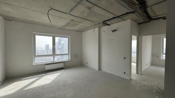 Продажа 3-комнатной квартиры 57,6 м², 23/32 этаж