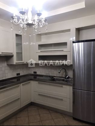 Продажа 3-комнатной квартиры 125 м², 11/17 этаж