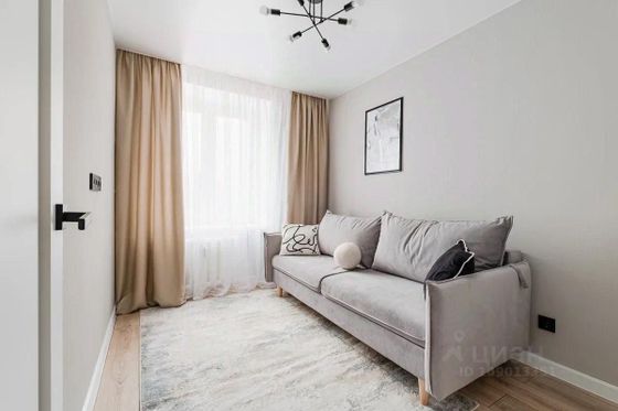 Продажа 2-комнатной квартиры 42 м², 4/9 этаж