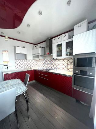 Продажа 2-комнатной квартиры 76 м², 9/14 этаж