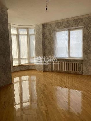 Продажа 3-комнатной квартиры 130 м², 9/17 этаж