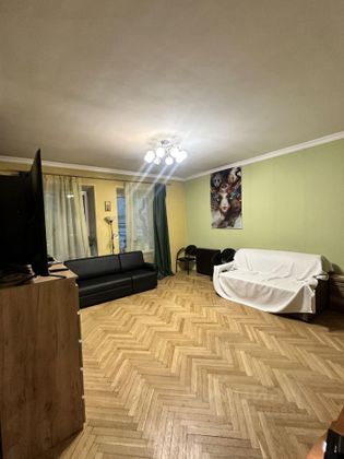 Продажа 4-комнатной квартиры 92 м², 1/5 этаж