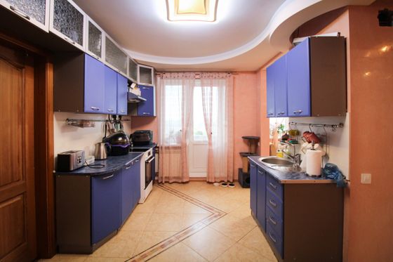 Продажа многокомнатной квартиры 91,6 м², 9/9 этаж