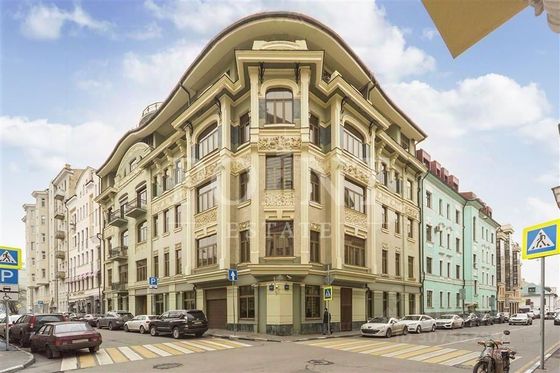 Продажа многокомнатной квартиры 235,4 м², 6/8 этаж