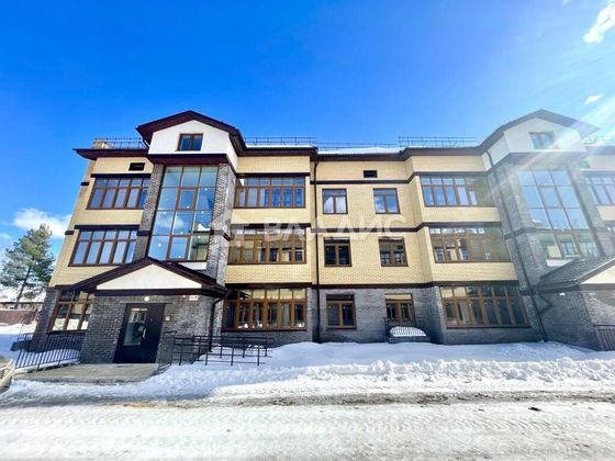 Продажа 1-комнатной квартиры 41,8 м², 2/3 этаж