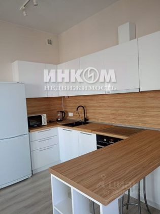 Продажа 3-комнатной квартиры 90 м², 35/37 этаж