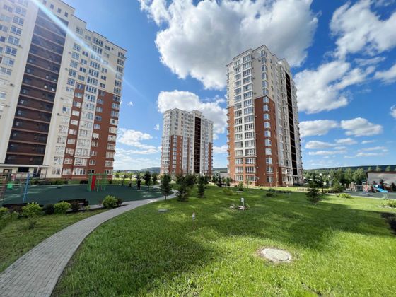 Продажа 3-комнатной квартиры 61,7 м², 1/17 этаж