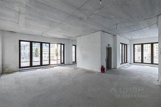 Продажа многокомнатной квартиры 393 м², 5/5 этаж