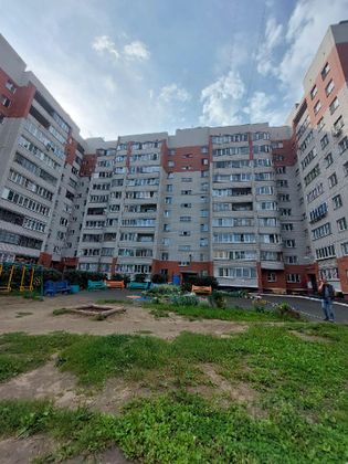 Продажа 2-комнатной квартиры 51,8 м², 2/10 этаж