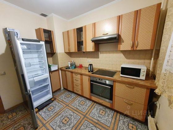 Продажа 3-комнатной квартиры 64 м², 1/12 этаж