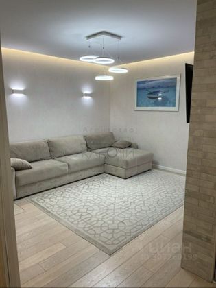 Продажа 2-комнатной квартиры 81 м², 8/17 этаж