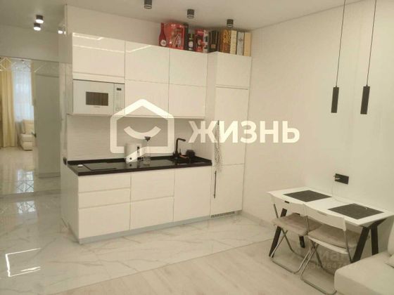 Продажа 2-комнатной квартиры 42 м², 1/5 этаж