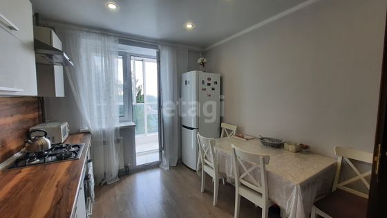 Продажа 2-комнатной квартиры 60 м², 4/10 этаж