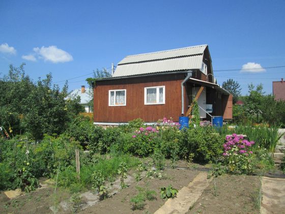 Продажа дома, 90 м², с участком 10 соток