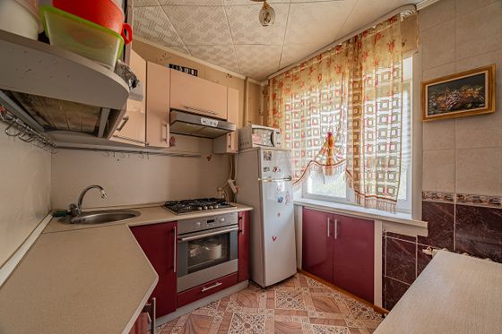 Продажа 2-комнатной квартиры 42,6 м², 2/4 этаж