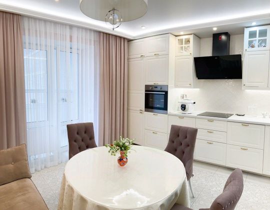 Продажа 3-комнатной квартиры 110 м², 2/11 этаж