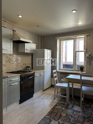 Продажа 2-комнатной квартиры 42,2 м², 1/5 этаж