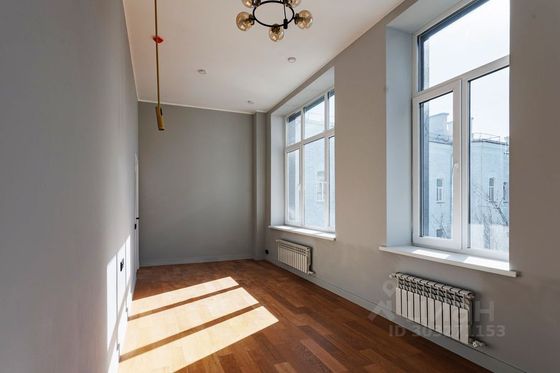 Продажа 3-комнатной квартиры 100 м², 2/7 этаж