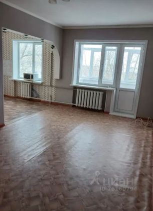 Продажа 3-комнатной квартиры 60 м², 3/5 этаж