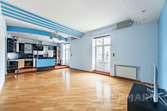 Аренда 4-комнатной квартиры 126 м², 3/8 этаж