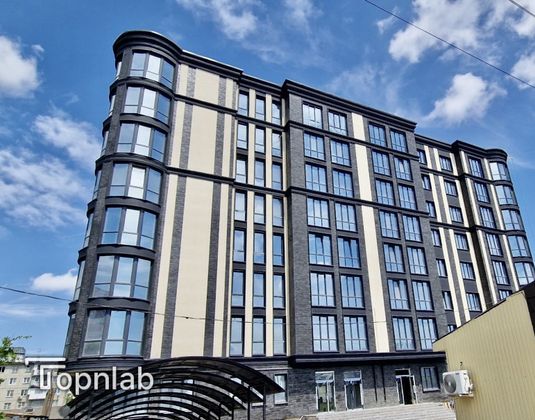 Продажа 2-комнатной квартиры 65,8 м², 2/8 этаж