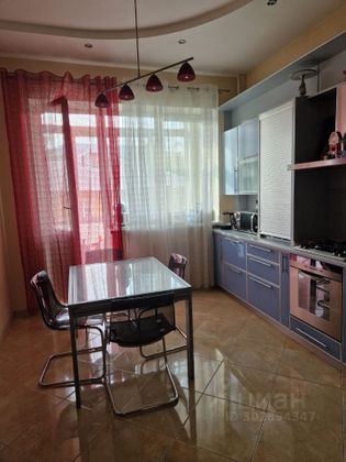 Продажа 3-комнатной квартиры 130 м², 3/7 этаж