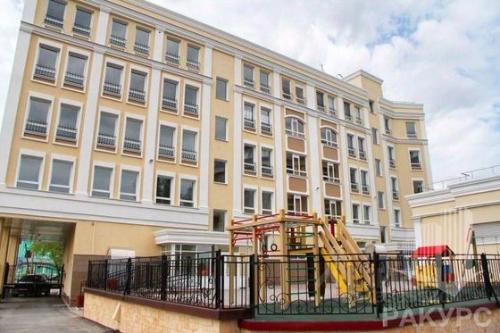 Продажа 3-комнатной квартиры 115 м², 2/5 этаж