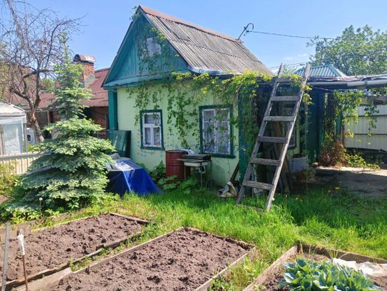 Продажа дома, 40 м², с участком 6 соток