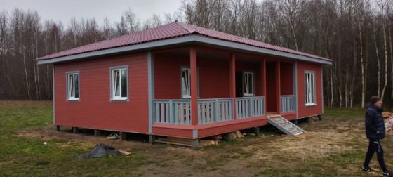 Продажа дома, 100 м², с участком 6 соток