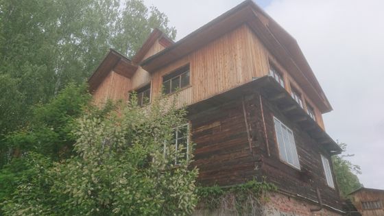 Продажа дома, 170 м², с участком 5,4 сотки