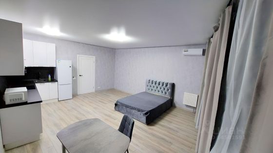 Аренда квартиры-студии 40 м², 14/23 этаж