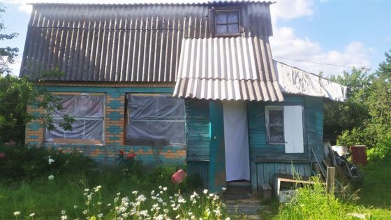 Продажа дома, 30 м², с участком 6 соток