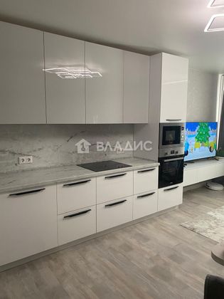 Продажа 4-комнатной квартиры 82 м², 9/17 этаж