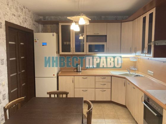 Аренда 3-комнатной квартиры 90 м², 13/23 этаж