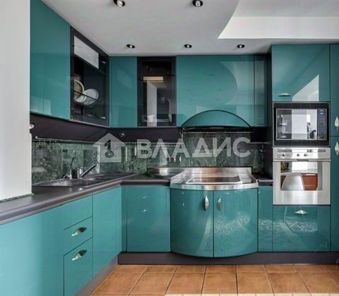 Продажа 4-комнатной квартиры 100,2 м², 20/22 этаж