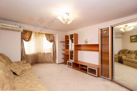 Продажа 2-комнатной квартиры 65,7 м², 9/10 этаж