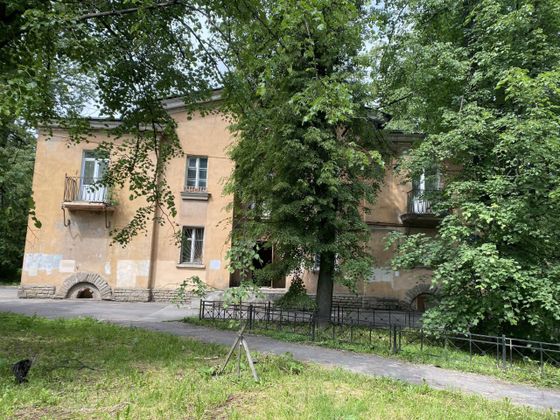 Продажа 2-комнатной квартиры 42,7 м², 1/2 этаж