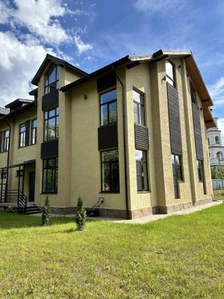 Аренда дома, 150 м², с участком 8 соток