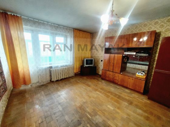 Продажа 3-комнатной квартиры 61 м², 9/9 этаж