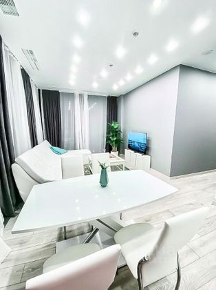 Продажа 3-комнатной квартиры 100 м², 16/78 этаж