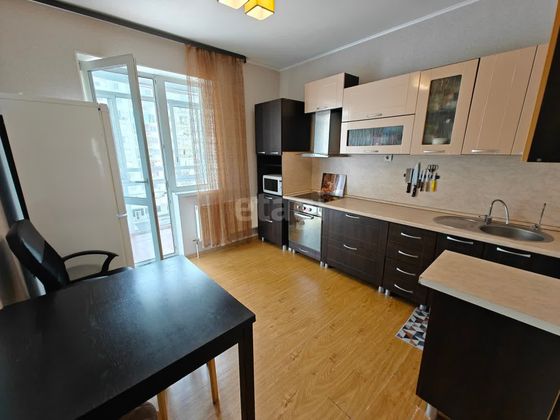 Продажа 2-комнатной квартиры 77 м², 6/26 этаж