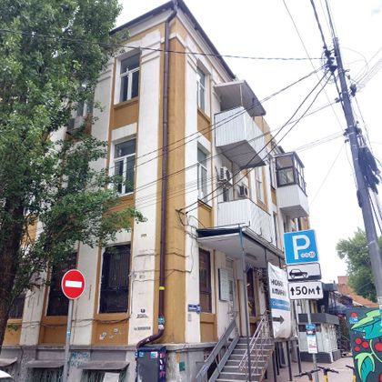 Продажа 4-комнатной квартиры 116 м², 3/3 этаж