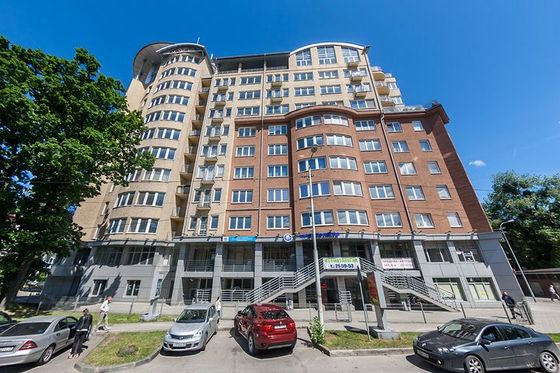 Продажа 3-комнатной квартиры 145,8 м², 7/13 этаж