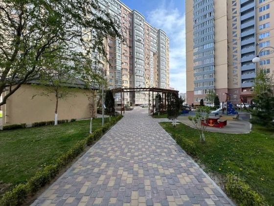 Продажа 2-комнатной квартиры 62 м², 13/17 этаж