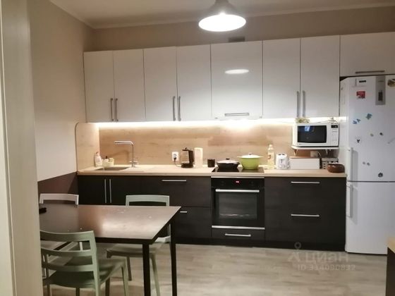 Продажа 3-комнатной квартиры 90 м², 9/15 этаж