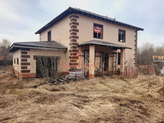 Продажа дома, 264 м², с участком 12 соток