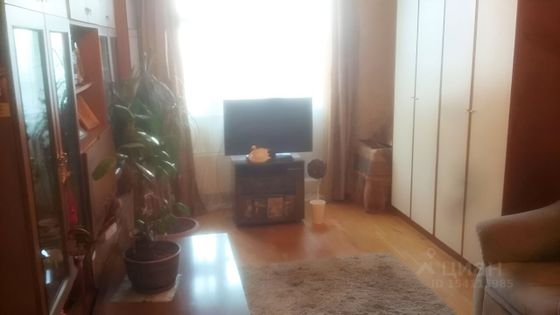 Аренда 1 комнаты, 54 м², 12/16 этаж